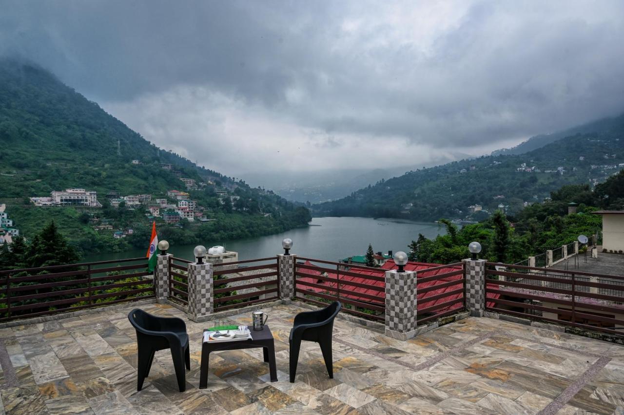 Upvan Inn Bhimtal Bagian luar foto