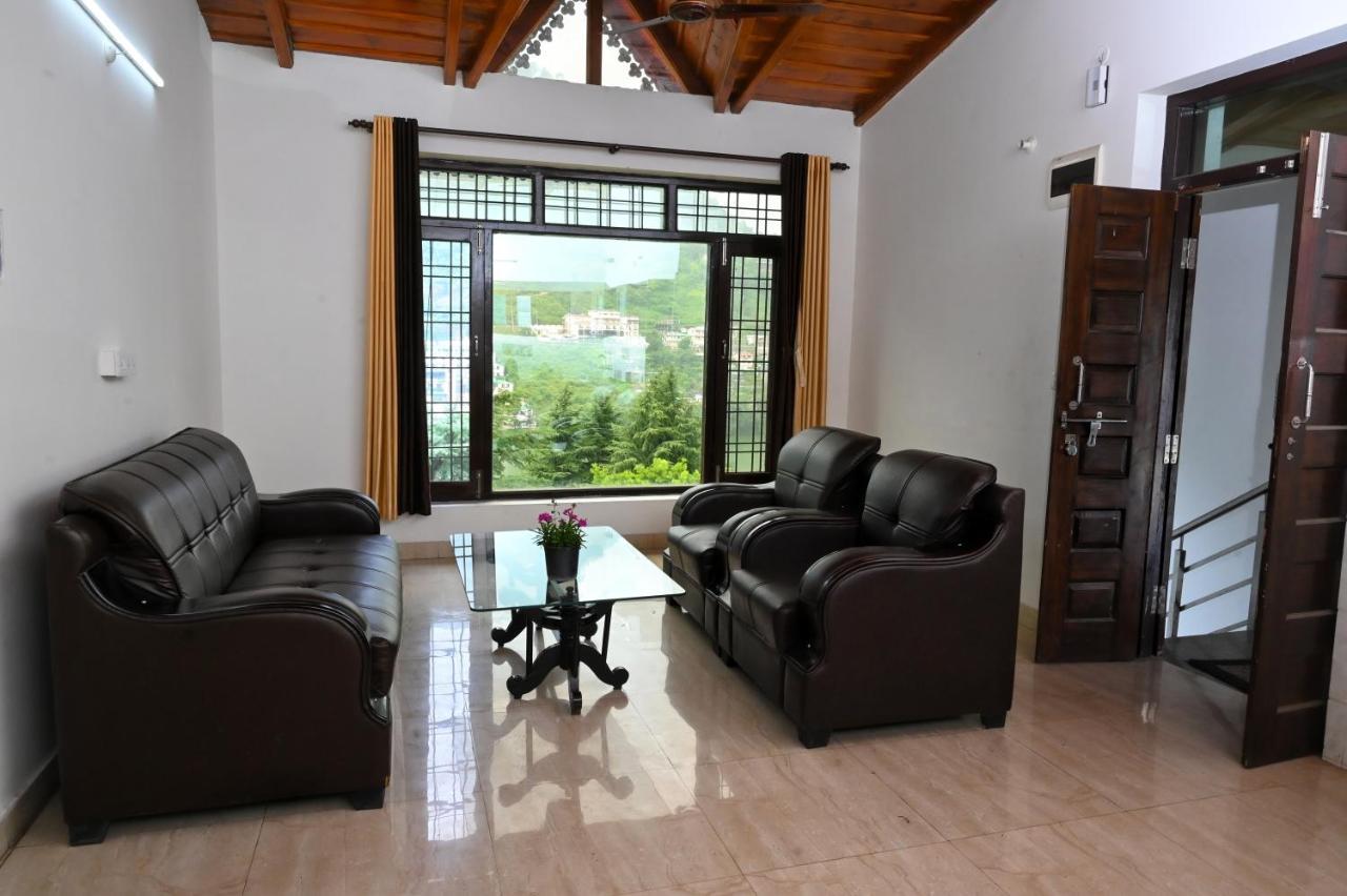 Upvan Inn Bhimtal Bagian luar foto